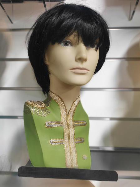 MOD black short wig