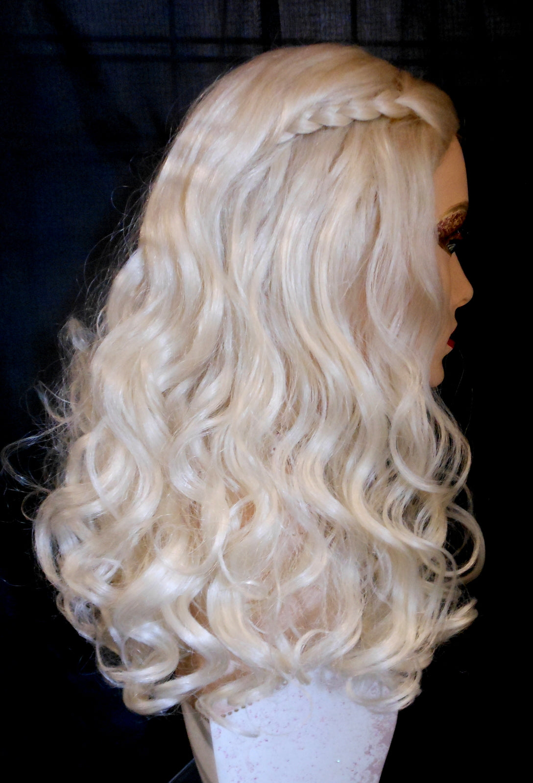 Alice in Wonderland - The White Queen Wig